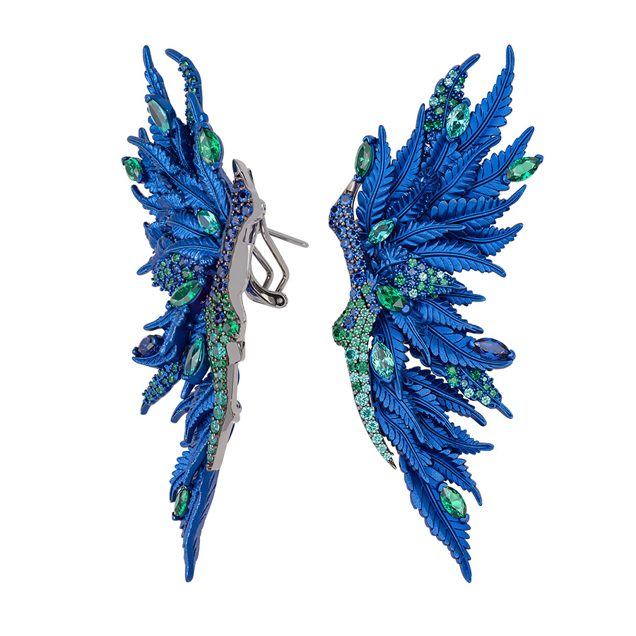 ������ ��  � ������������